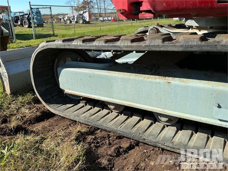 Takeuchi TB250 Mini rýpadla < 7t