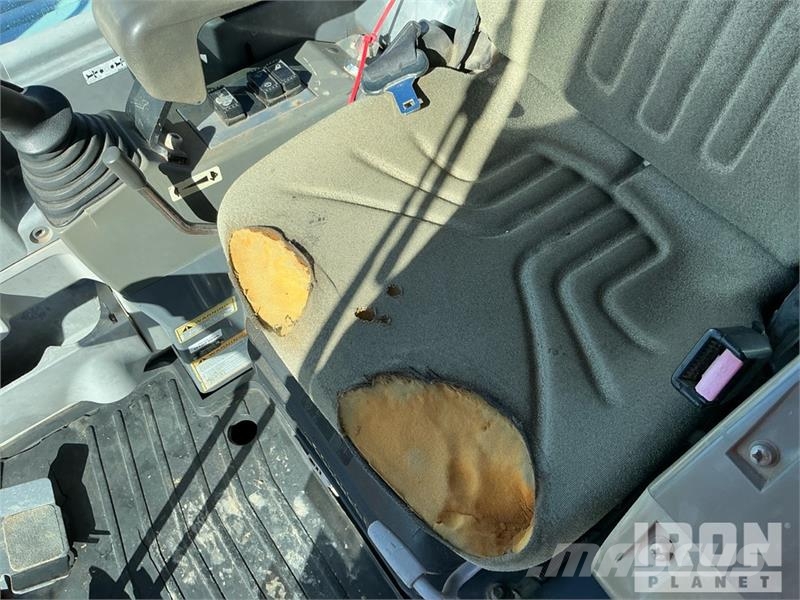 Takeuchi TB250 Mini rýpadla < 7t