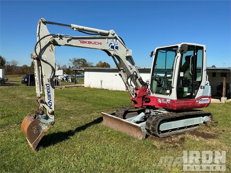 Takeuchi TB250 Mini rýpadla < 7t