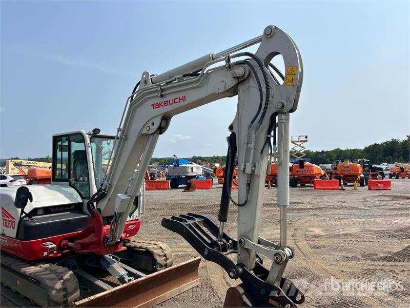 Takeuchi TB370 Mini Excavator Mini bageri <7t