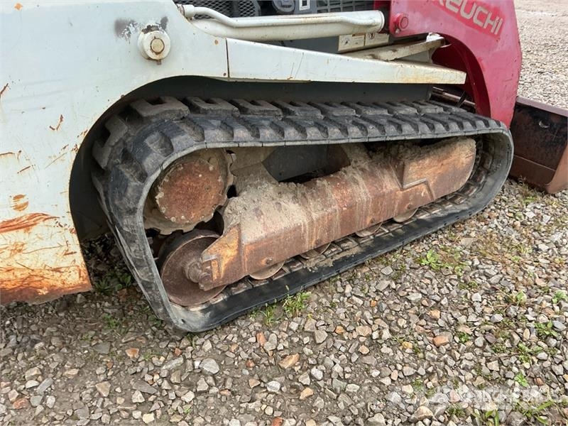 Takeuchi TL10 Skid steer mini nakladalci