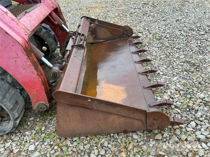 Takeuchi TL10 Skid steer mini nakladalci
