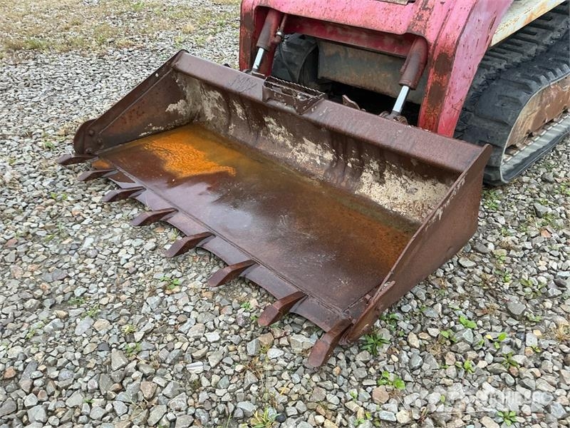 Takeuchi TL10 Skid steer mini nakladalci