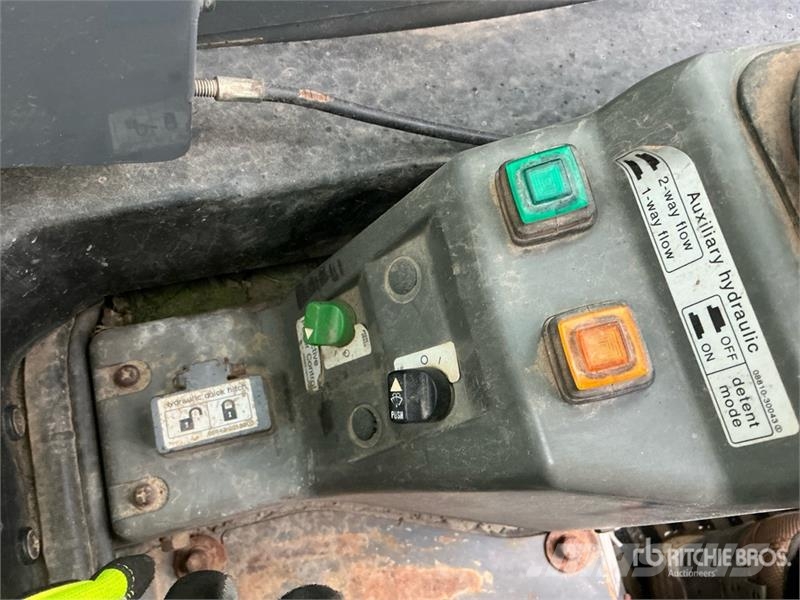 Takeuchi TL10 Skid steer mini nakladalci