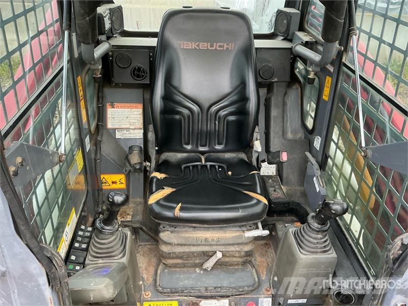 Takeuchi TL10 Skid steer mini nakladalci