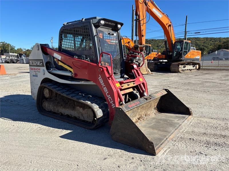 Takeuchi TL12R2 Two-Speed High Flow Compact Track Loader Lietoti riteņu kompaktiekrāvēji