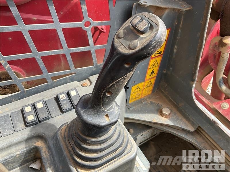 Takeuchi TL12R2 Two-Speed Compact Track Loader Kompaktlader