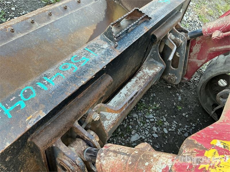 Takeuchi TL12R2 Two-Speed Compact Track Loader Φορτωτάκια