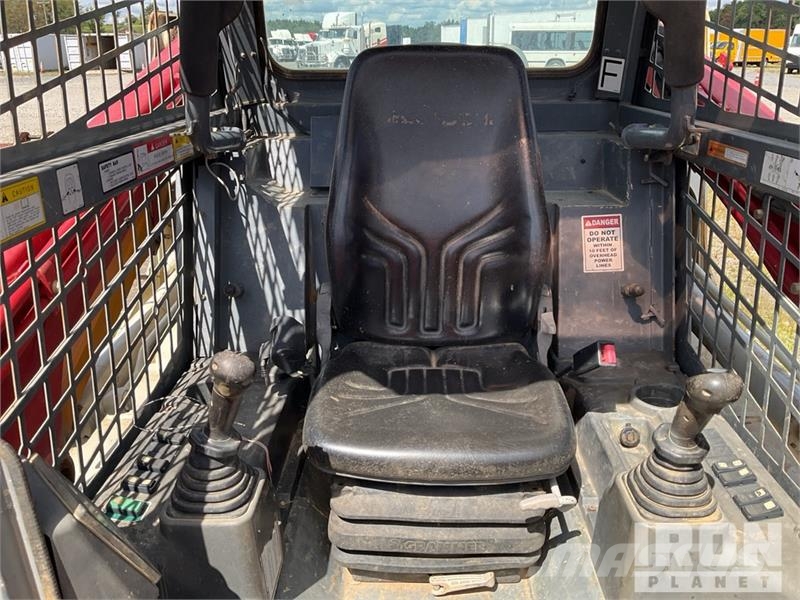 Takeuchi TL12R2 Two-Speed Compact Track Loader Kompaktlader