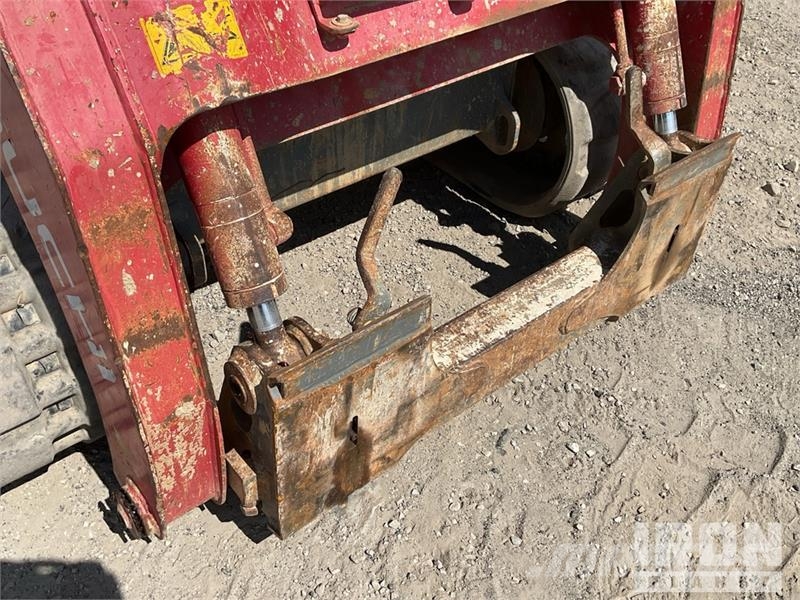 Takeuchi TL12R2 Two-Speed Compact Track Loader Kompaktlader