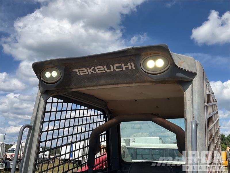 Takeuchi TL12R2 Two-Speed Compact Track Loader Kompaktlader