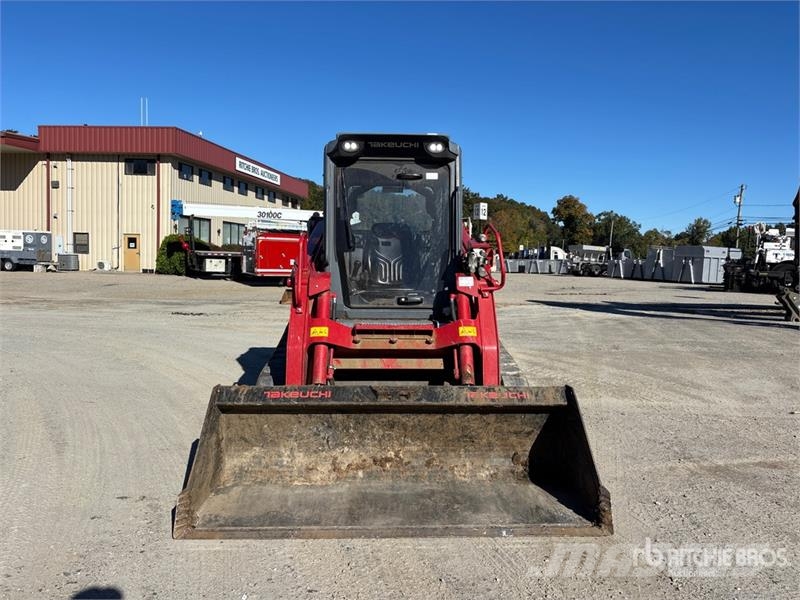Takeuchi TL12R2 Two-Speed High Flow Compact Track Loader Lietoti riteņu kompaktiekrāvēji