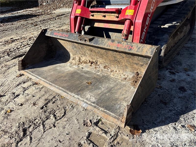 Takeuchi TL12R2 Two-Speed High Flow Compact Track Loader Lietoti riteņu kompaktiekrāvēji