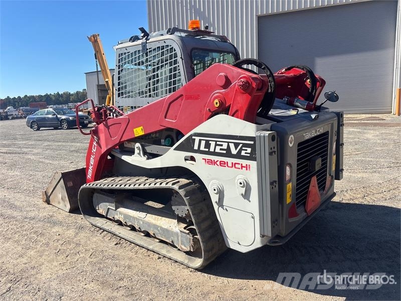 Takeuchi TL12V2 Carregadoras de direcção deslizante