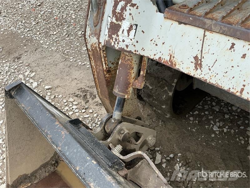 Takeuchi TL140 Мини-погрузчики