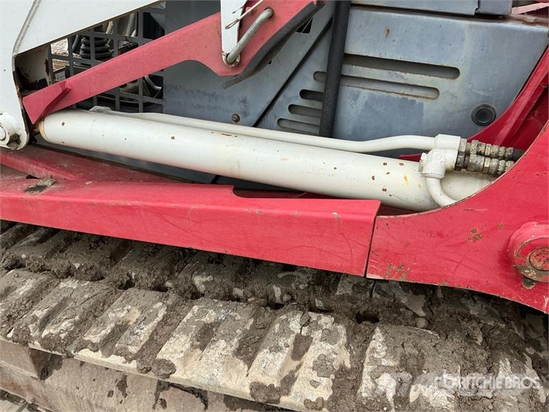 Takeuchi TL140 Мини-погрузчики