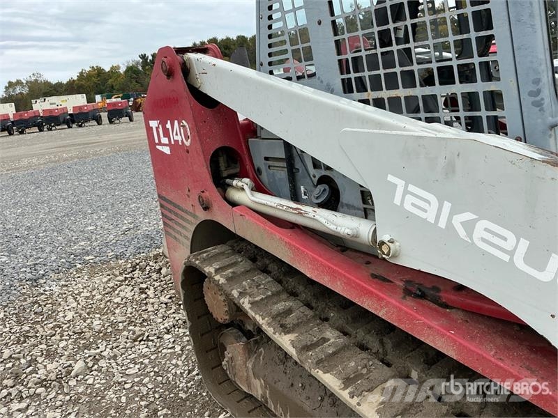 Takeuchi TL140 Мини-погрузчики