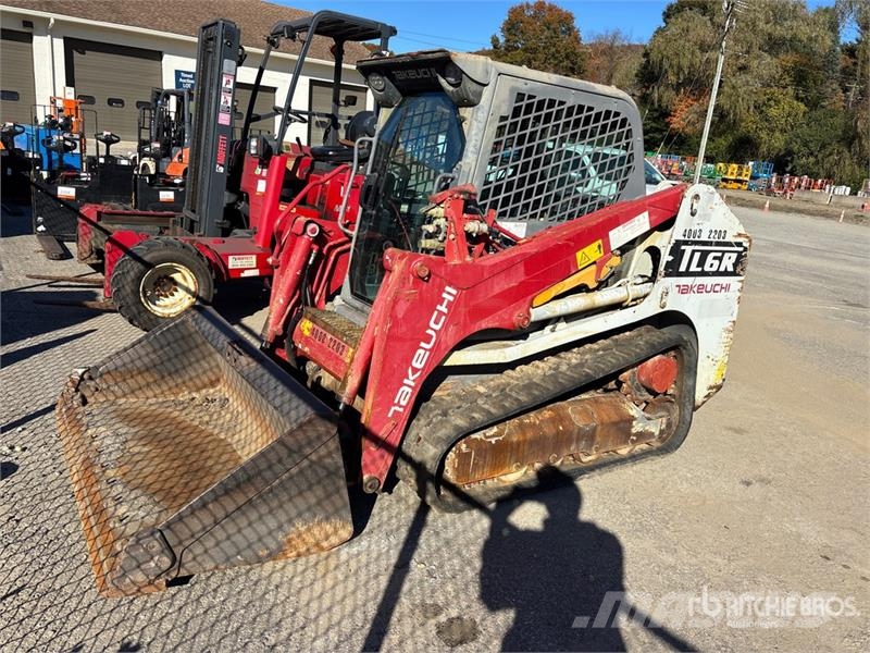 Takeuchi TL6R Two-Speed Compact Track Loader (Inoperable) Skid steer loaders