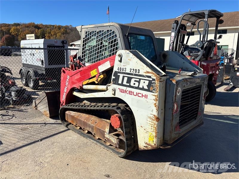 Takeuchi TL6R Two-Speed Compact Track Loader (Inoperable) Skid steer loaders