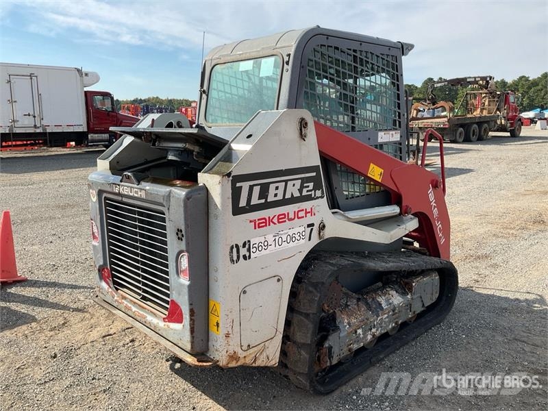 Takeuchi TL8R2 Compact Track Loader (Inoperable) Lietoti riteņu kompaktiekrāvēji