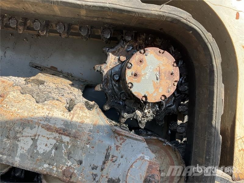 Takeuchi TL8R2 Compact Track Loader (Inoperable) Lietoti riteņu kompaktiekrāvēji