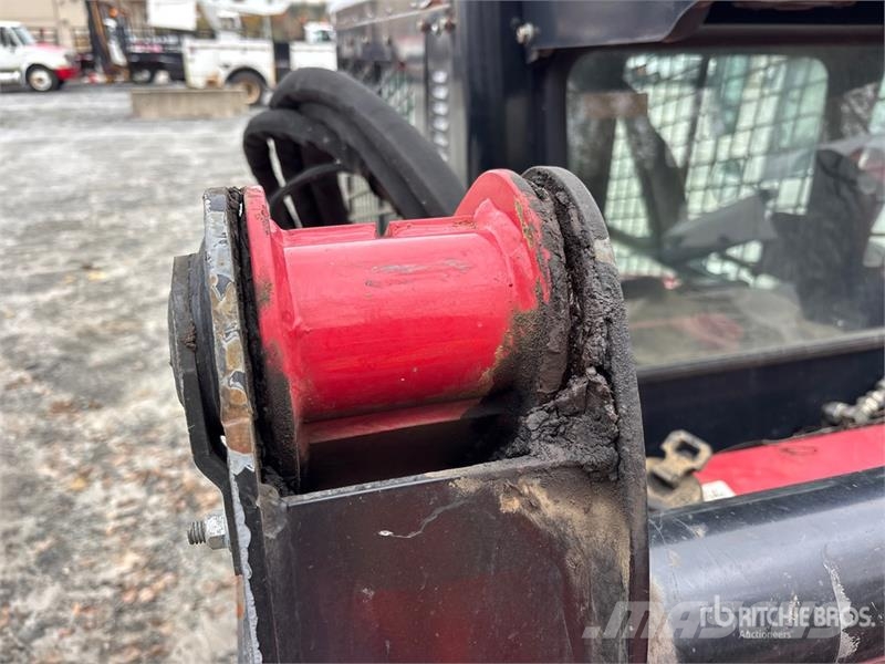 Takeuchi TS80VC Skid Steer Loader Kompaktlastare