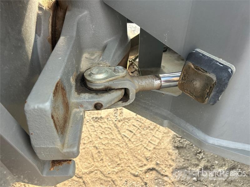 Takeuchi TW95C2HS Gumikerekes homlokrakodók