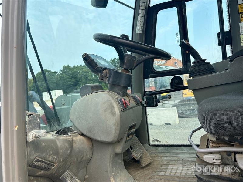 Takeuchi TW95C2HS Gumikerekes homlokrakodók