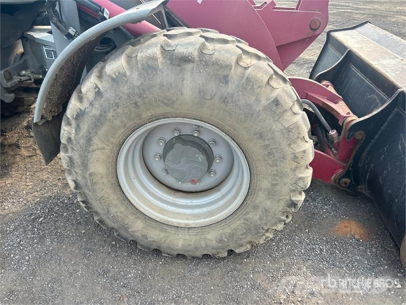 Takeuchi TW95C2HS Gumikerekes homlokrakodók