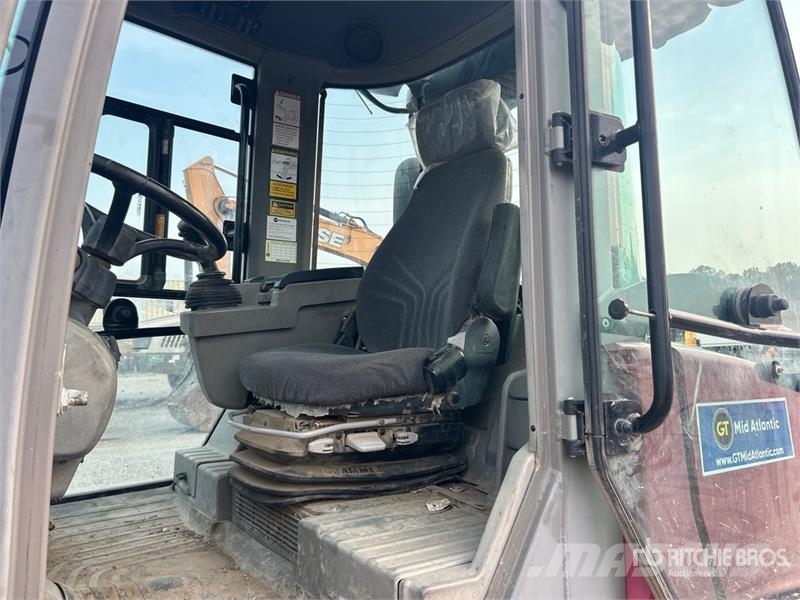 Takeuchi TW95C2HS Gumikerekes homlokrakodók