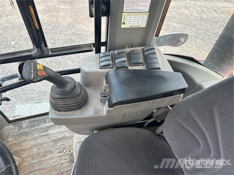 Takeuchi TW95C2HS Gumikerekes homlokrakodók
