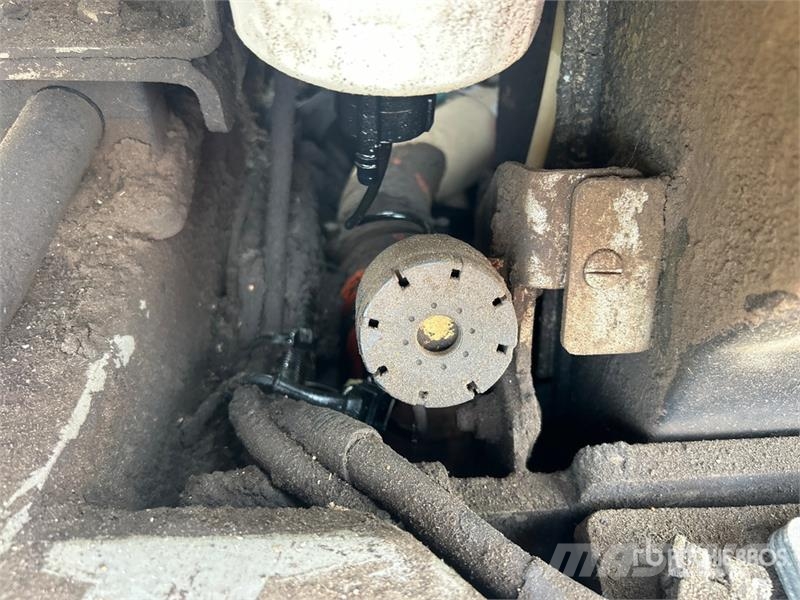 Takeuchi TW95C2HS Gumikerekes homlokrakodók