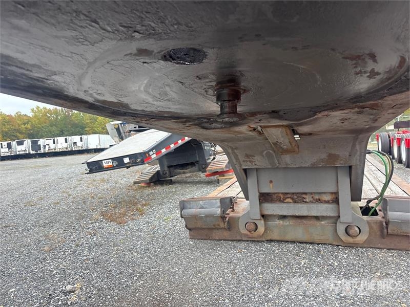 Talbert T3DW-50SA Tri/A Removable Gooseneck Lowboy Trailer 低架裝載車
