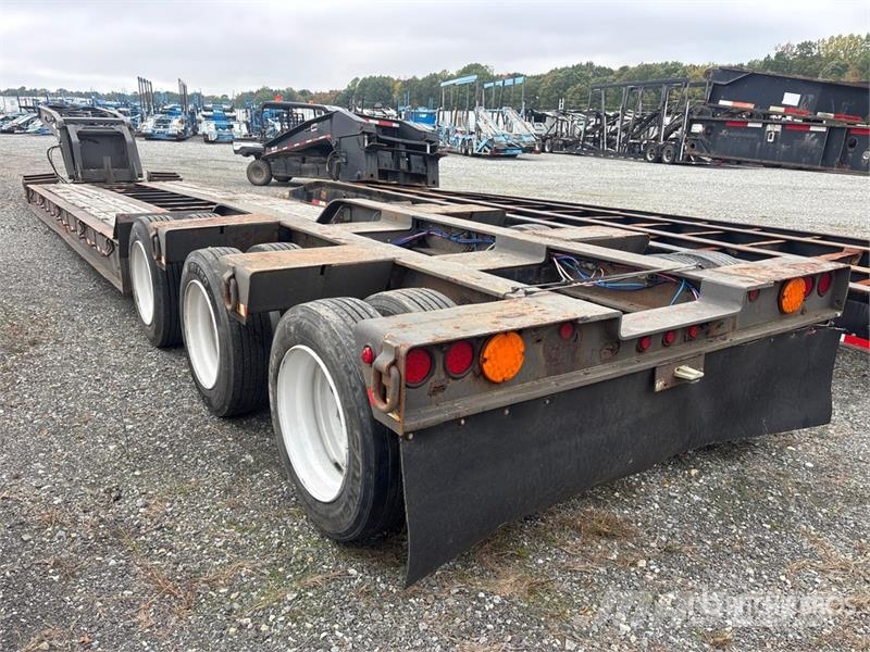 Talbert T3DW-50SA Tri/A Removable Gooseneck Lowboy Trailer 低架裝載車