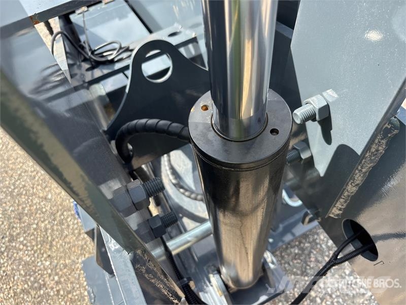 TE31 Electric Fifth Wheel Wrecker Attachment (Unus Ostale kargo komponente