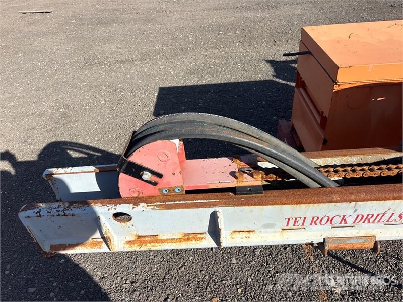 TEI HEM550R 192 in Mast, Head, Jaws, Knuckle and M Двигуни і приводи