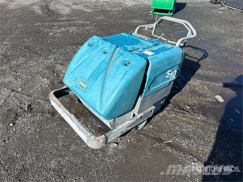 Tennant S10 Walk-Behind Floor Sweeper 其他收穫設備