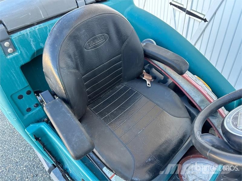 Tennant T16 Ride-On Electric Floor Scrubber Other trailers