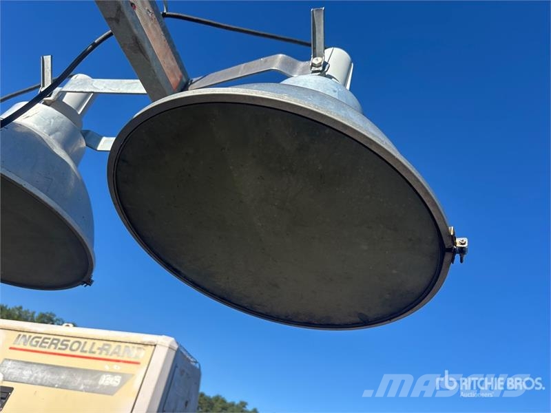 Terex AL4000 Освітлювальні вежі
