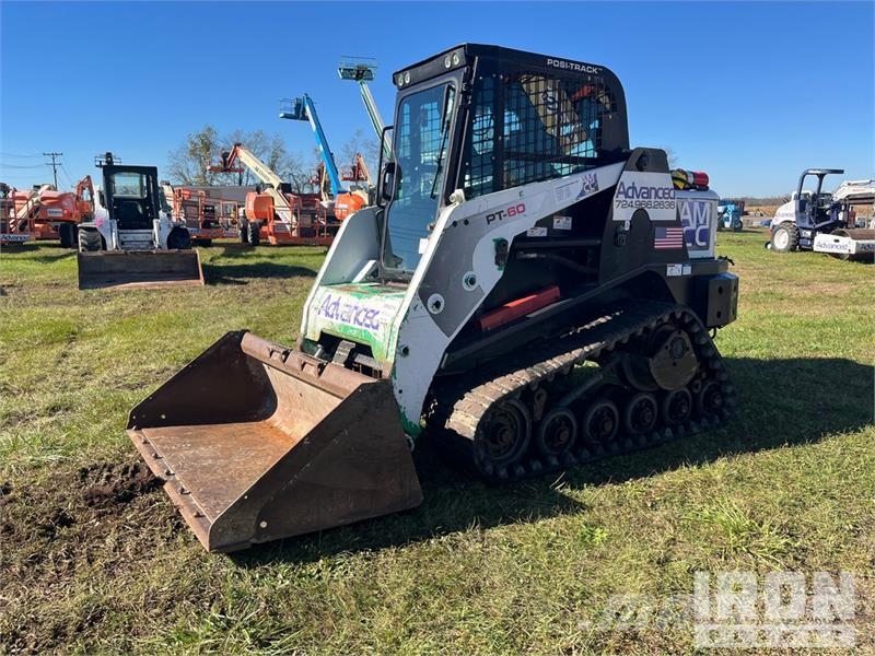 Terex PT60 Two-Speed Compact Track Loader  스키드로더