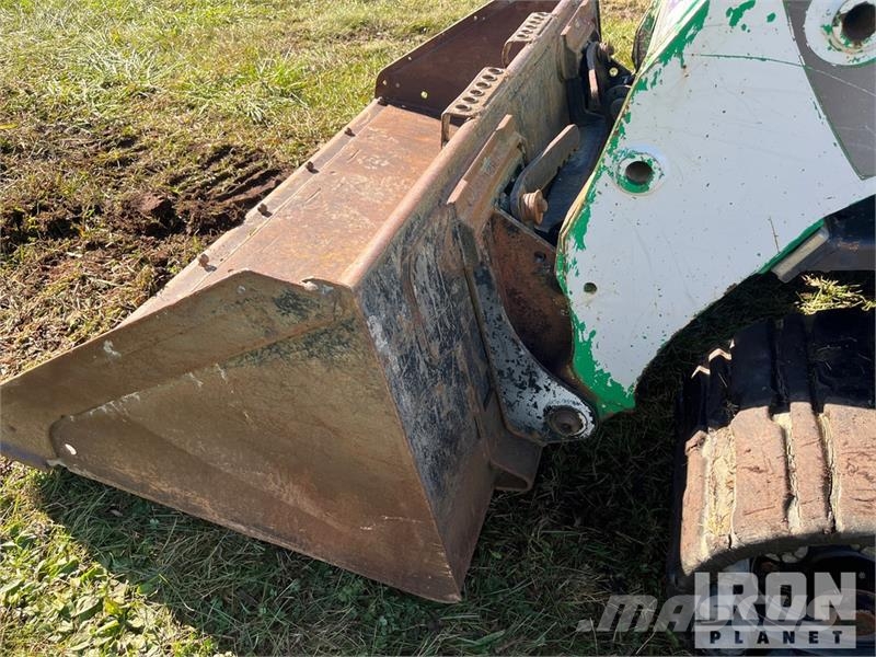 Terex PT60 Two-Speed Compact Track Loader  스키드로더