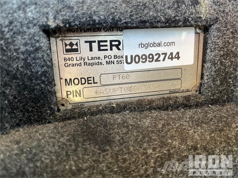Terex PT60 Two-Speed High Flow Compact Track Loader 滑移轉向裝載機