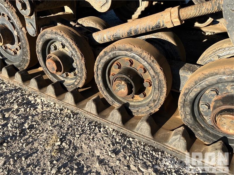 Terex PT60 Two-Speed High Flow Compact Track Loader 滑移轉向裝載機