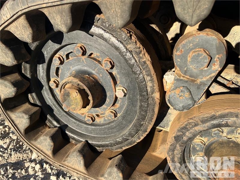 Terex PT60 Two-Speed High Flow Compact Track Loader 滑移轉向裝載機