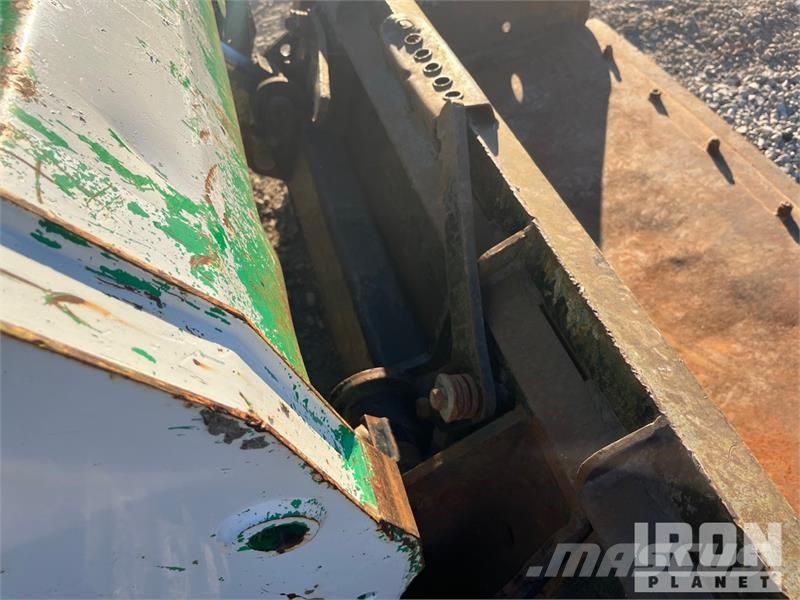 Terex PT60 Two-Speed High Flow Compact Track Loader 滑移轉向裝載機