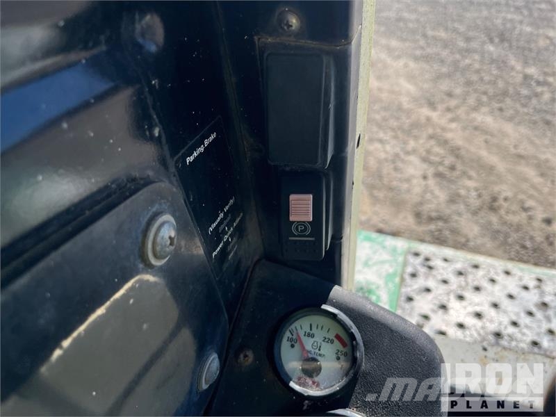 Terex PT70 High Flow Compact Track Loader Minicargadoras