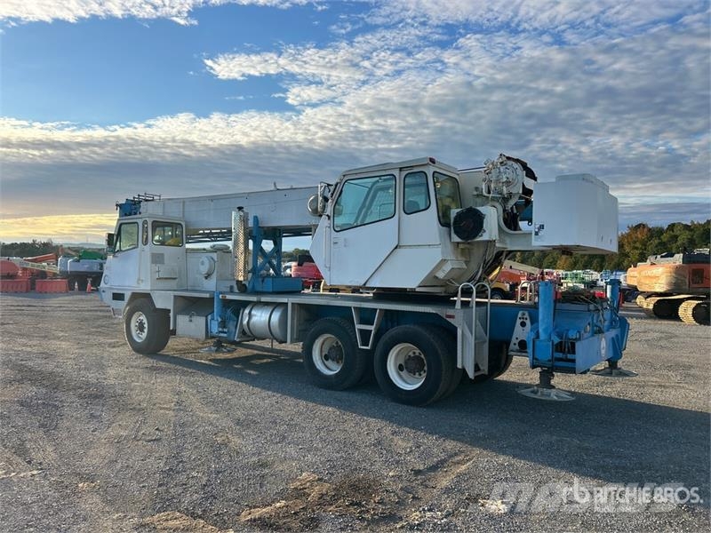 Terex T340 Kāpurķēžu ceļamkrāni