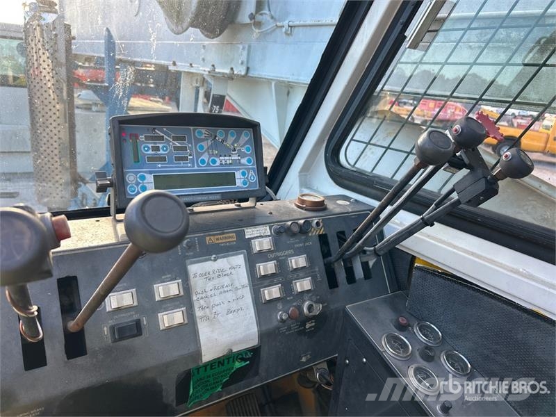 Terex T340 Kāpurķēžu ceļamkrāni