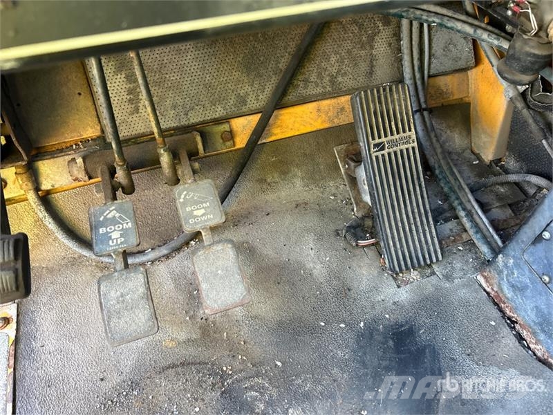 Terex T340 Kāpurķēžu ceļamkrāni