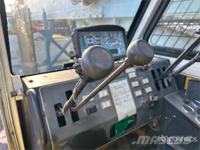 Terex T340 Kāpurķēžu ceļamkrāni